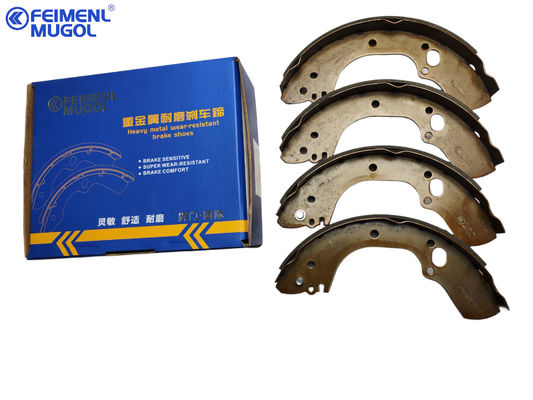 TFS TFR DMAX 4X2 후방 브레이크 구두 ISUZU 트럭 예비 부품 8-98346023-0 8983460230